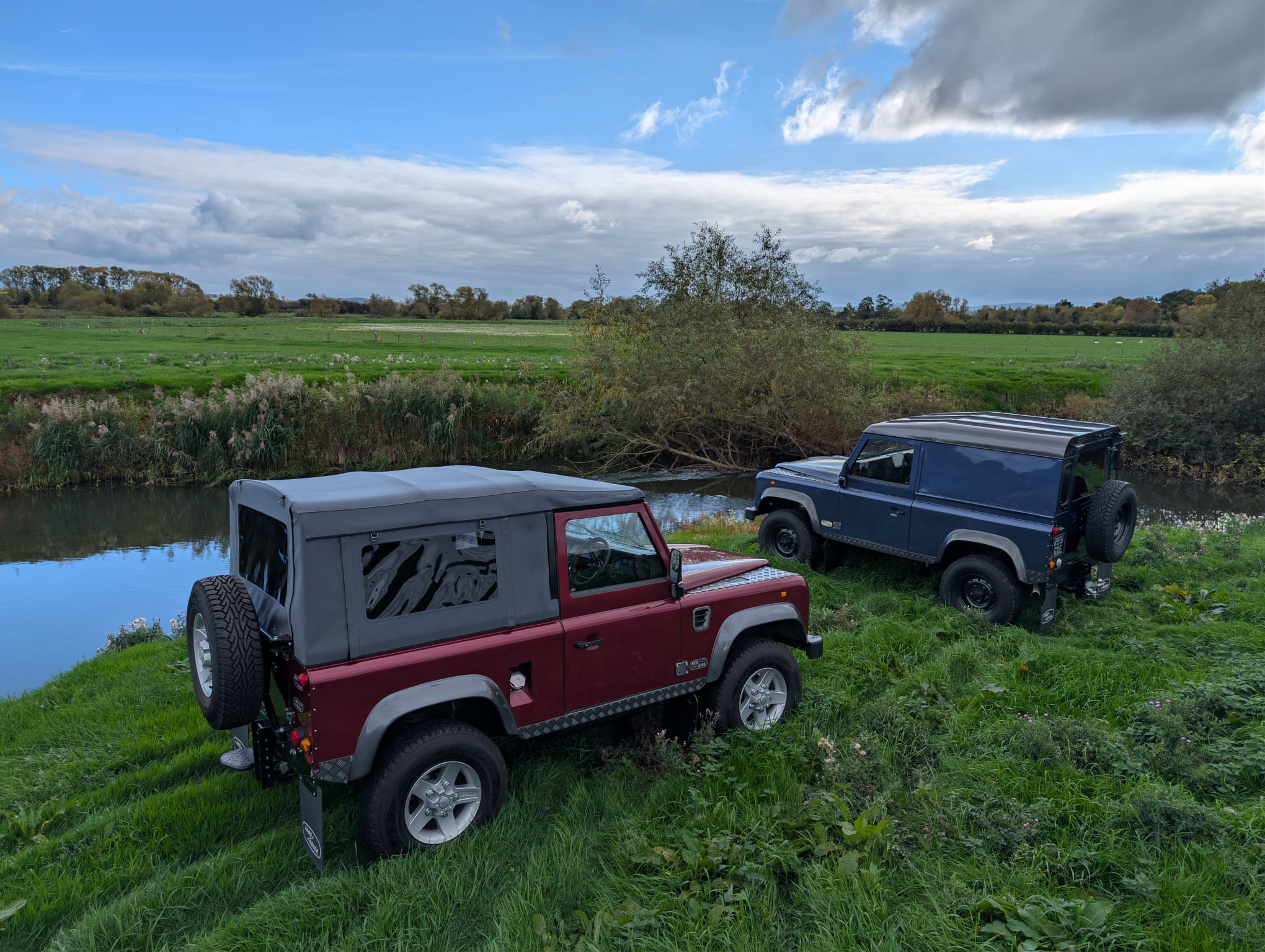 custom land rovers